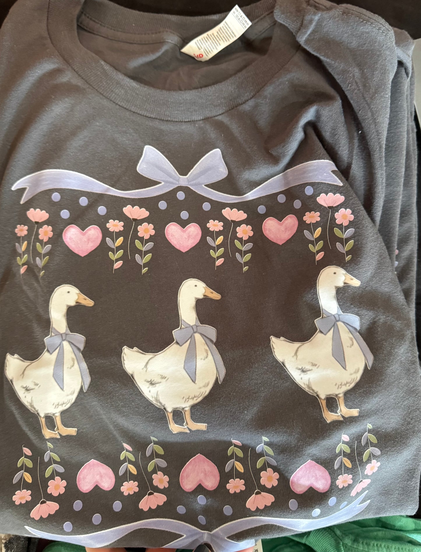 Cropped vintage goose tee